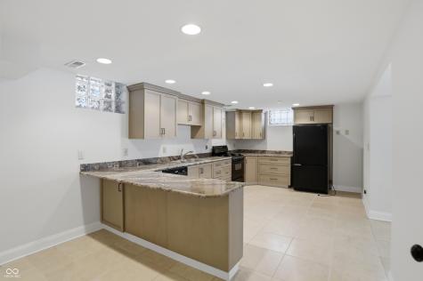 8602 Frontgate Lane Indianapolis IN 46256