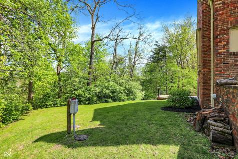 8602 Frontgate Lane Indianapolis IN 46256