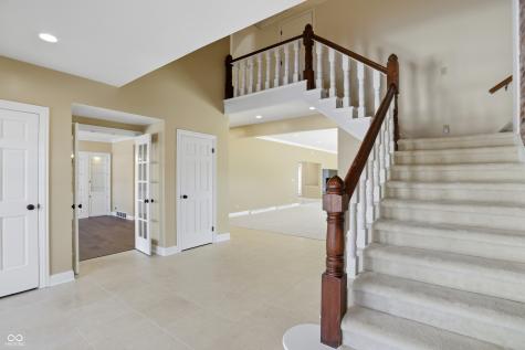 8602 Frontgate Lane Indianapolis IN 46256