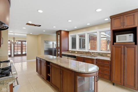 8602 Frontgate Lane Indianapolis IN 46256