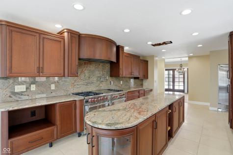 8602 Frontgate Lane Indianapolis IN 46256