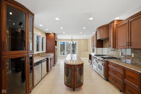 8602 Frontgate Lane Indianapolis IN 46256