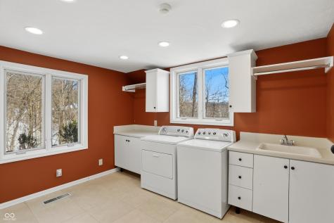 8602 Frontgate Lane Indianapolis IN 46256