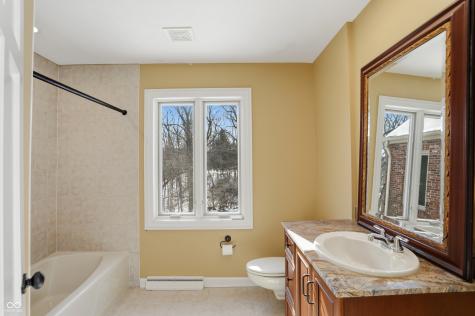 8602 Frontgate Lane Indianapolis IN 46256