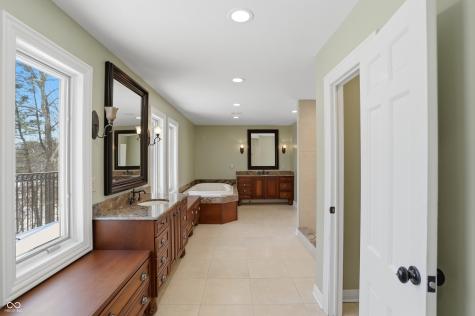 8602 Frontgate Lane Indianapolis IN 46256