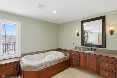 8602 Frontgate Lane Indianapolis IN 46256