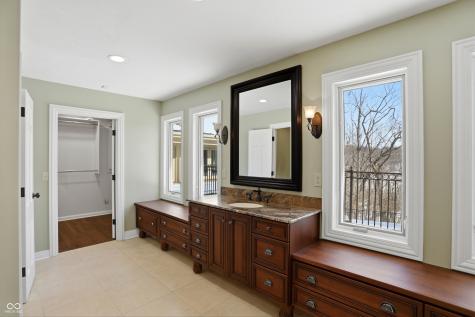 8602 Frontgate Lane Indianapolis IN 46256