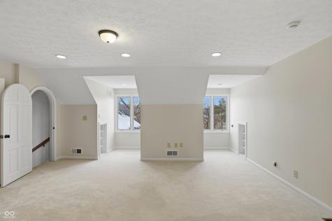 8602 Frontgate Lane Indianapolis IN 46256