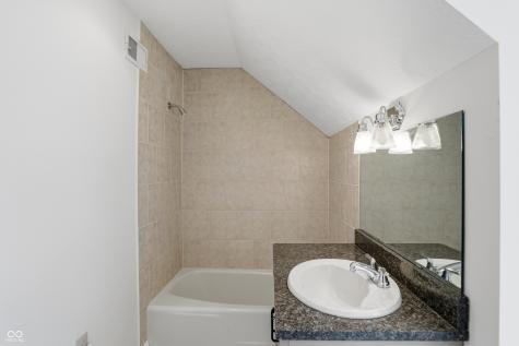 8602 Frontgate Lane Indianapolis IN 46256