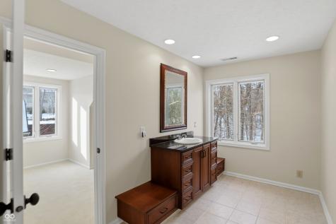 8602 Frontgate Lane Indianapolis IN 46256