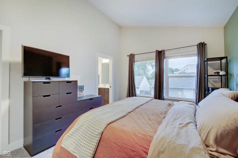 48 Central Greens Boulevard Indianapolis IN 46222