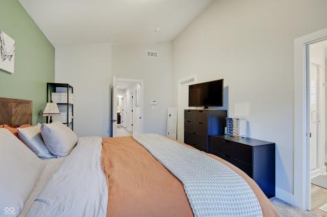 48 Central Greens Boulevard Indianapolis IN 46222