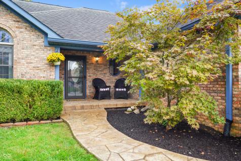 6017 Creekbend Boulevard Indianapolis IN 46217