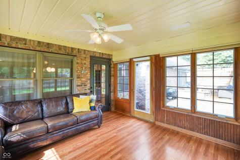 6017 Creekbend Boulevard Indianapolis IN 46217