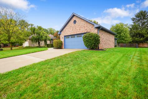 6017 Creekbend Boulevard Indianapolis IN 46217
