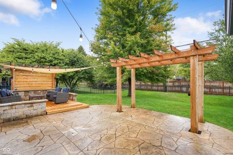 6017 Creekbend Boulevard Indianapolis IN 46217