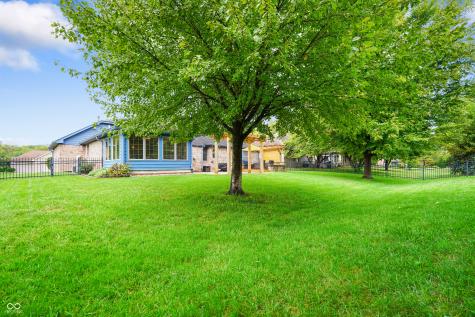 6017 Creekbend Boulevard Indianapolis IN 46217