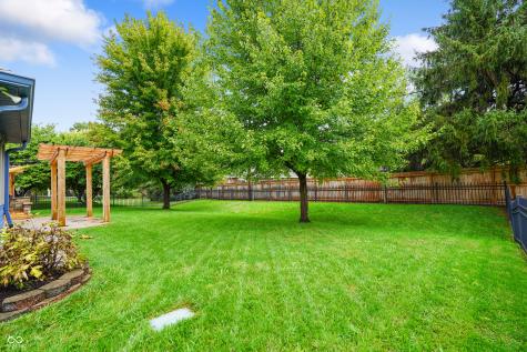 6017 Creekbend Boulevard Indianapolis IN 46217