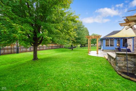 6017 Creekbend Boulevard Indianapolis IN 46217