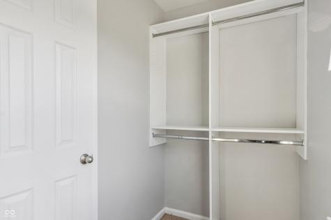 5729 Decatur Ridge Drive Indianapolis IN 46221