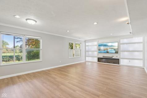 5729 Decatur Ridge Drive Indianapolis IN 46221