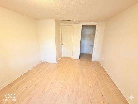 2754 S Lyons Avenue Indianapolis IN 46241