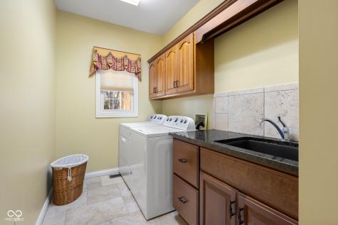 6045 Channel Drive Columbus IN 47201