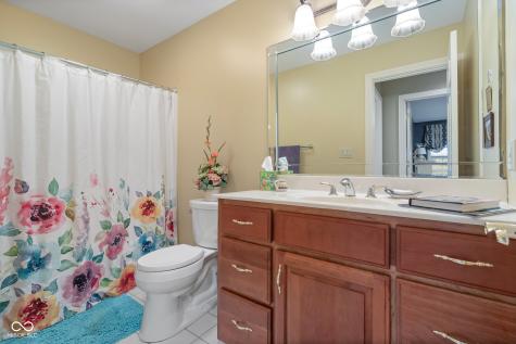 6045 Channel Drive Columbus IN 47201