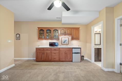 6045 Channel Drive Columbus IN 47201