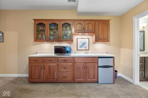 6045 Channel Drive Columbus IN 47201
