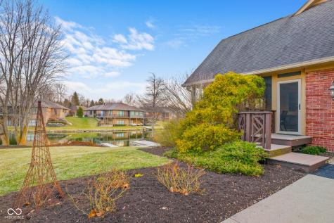 6045 Channel Drive Columbus IN 47201