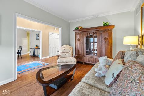 6045 Channel Drive Columbus IN 47201