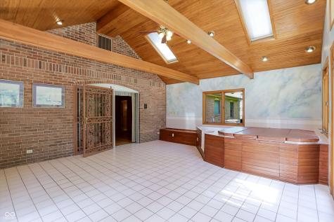 5459 Hedgerow Drive Indianapolis IN 46226