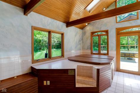 5459 Hedgerow Drive Indianapolis IN 46226