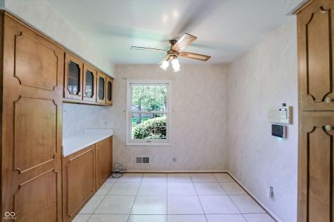5459 Hedgerow Drive Indianapolis IN 46226