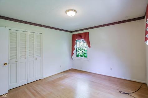 5459 Hedgerow Drive Indianapolis IN 46226