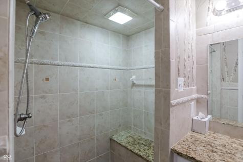 5459 Hedgerow Drive Indianapolis IN 46226