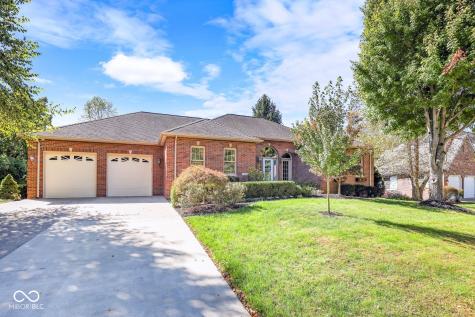 1354 Blackhawk Drive Columbus IN 47201