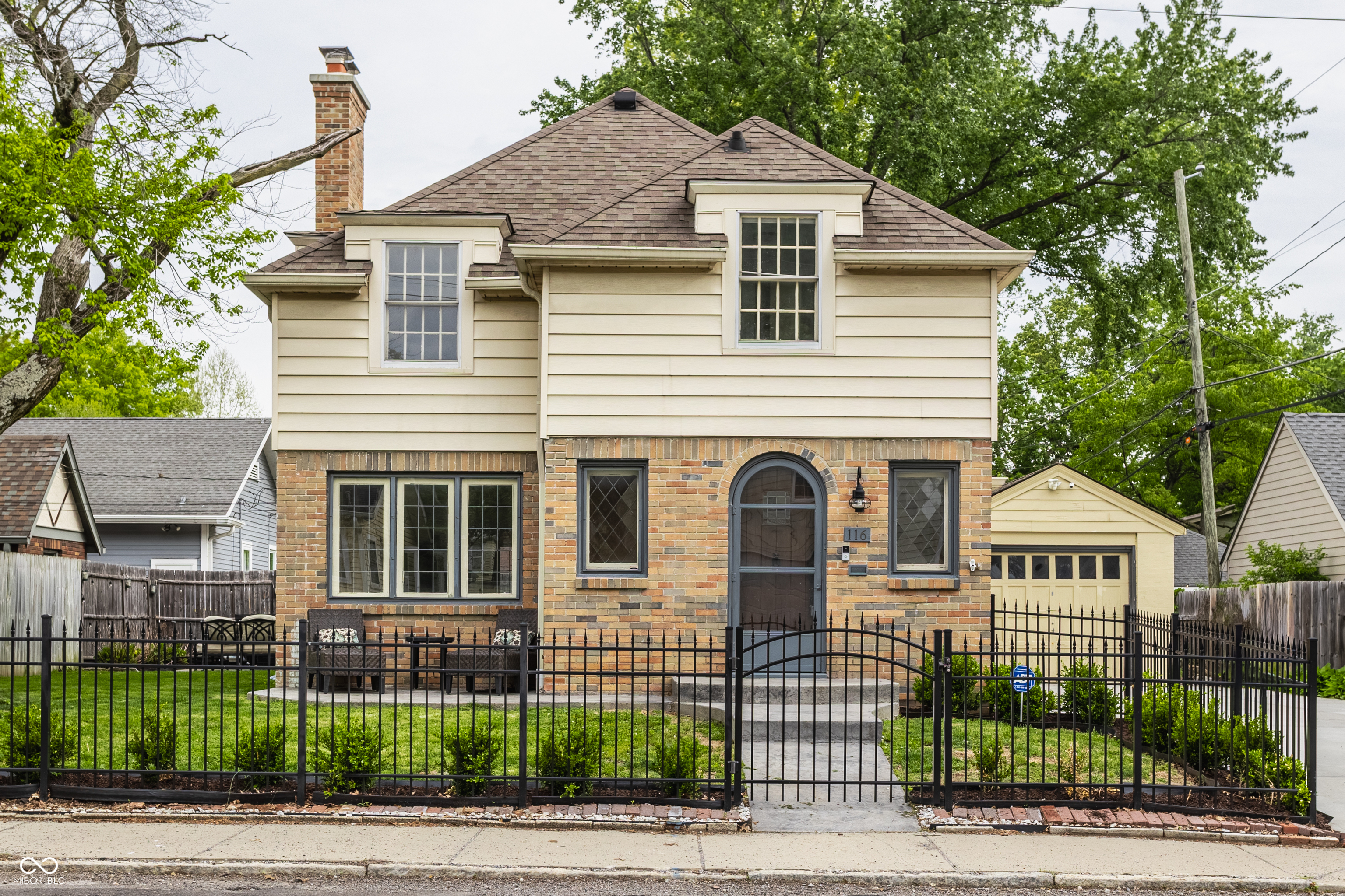 116 W 49th Street Indianapolis IN 46208