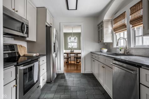 116 W 49th Street Indianapolis IN 46208