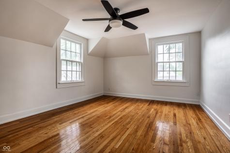 116 W 49th Street Indianapolis IN 46208