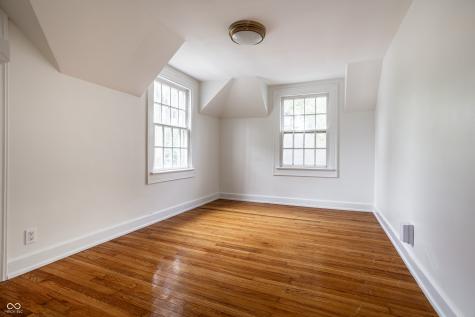 116 W 49th Street Indianapolis IN 46208