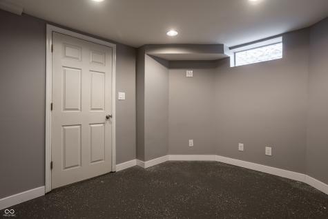 116 W 49th Street Indianapolis IN 46208