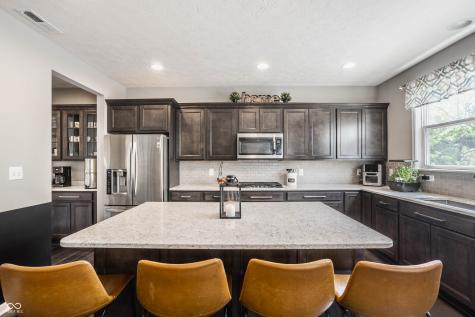 4317 Bexley Court Avon IN 46123