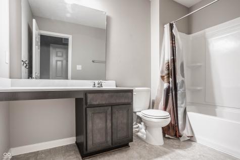 4317 Bexley Court Avon IN 46123