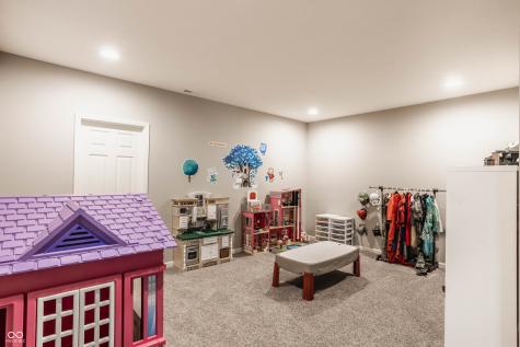 4317 Bexley Court Avon IN 46123