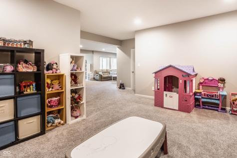 4317 Bexley Court Avon IN 46123