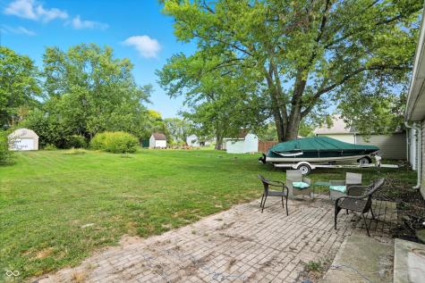 1324 E 225 S Shelbyville IN 46176