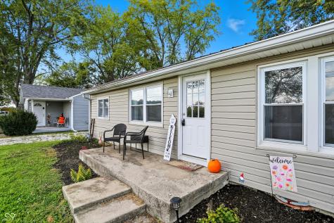 1324 E 225 S Shelbyville IN 46176