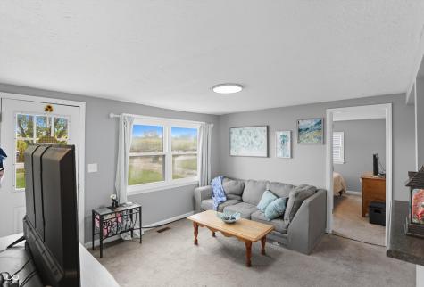 1324 E 225 S Shelbyville IN 46176